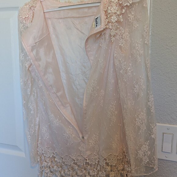 🌸 1980s Blush Pink Lace Skirt Set — Fairycore Elegance / Vintage Formality | M - Picture 4 of 12